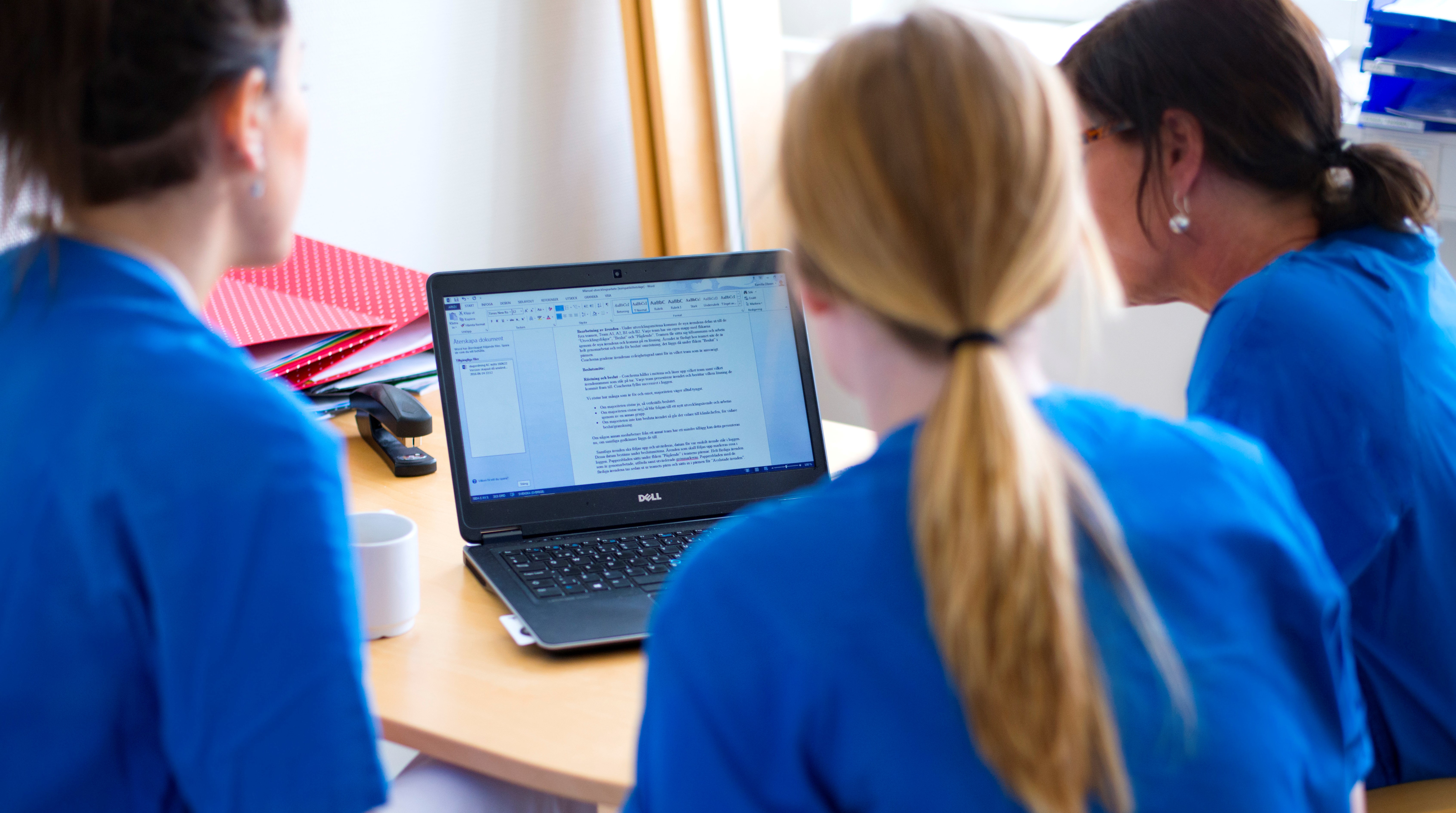 RÄTTIGHETER

Får användas av: Folktandvården Västra Götaland

Lämna till tredje part: Bara med nytt samtycke. Får lämnas till massmedia utan nytt samtycke.

Får användas tom: Ingen tidsbegränsning
